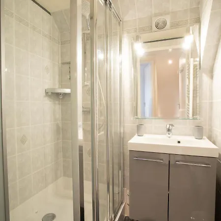 Апартаменты Les Christophines-3 By Interhome *