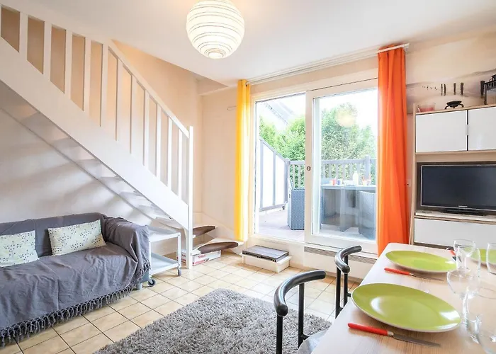 Lägenhet Les Christophines-3 By Interhome Cabourg