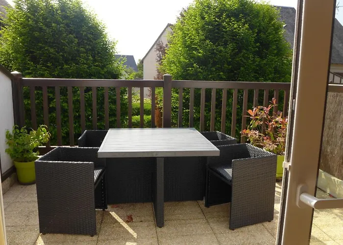 Lägenhet Les Christophines-3 By Interhome Cabourg