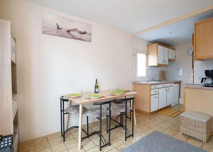 Les Christophines-3 By Interhome Appartement